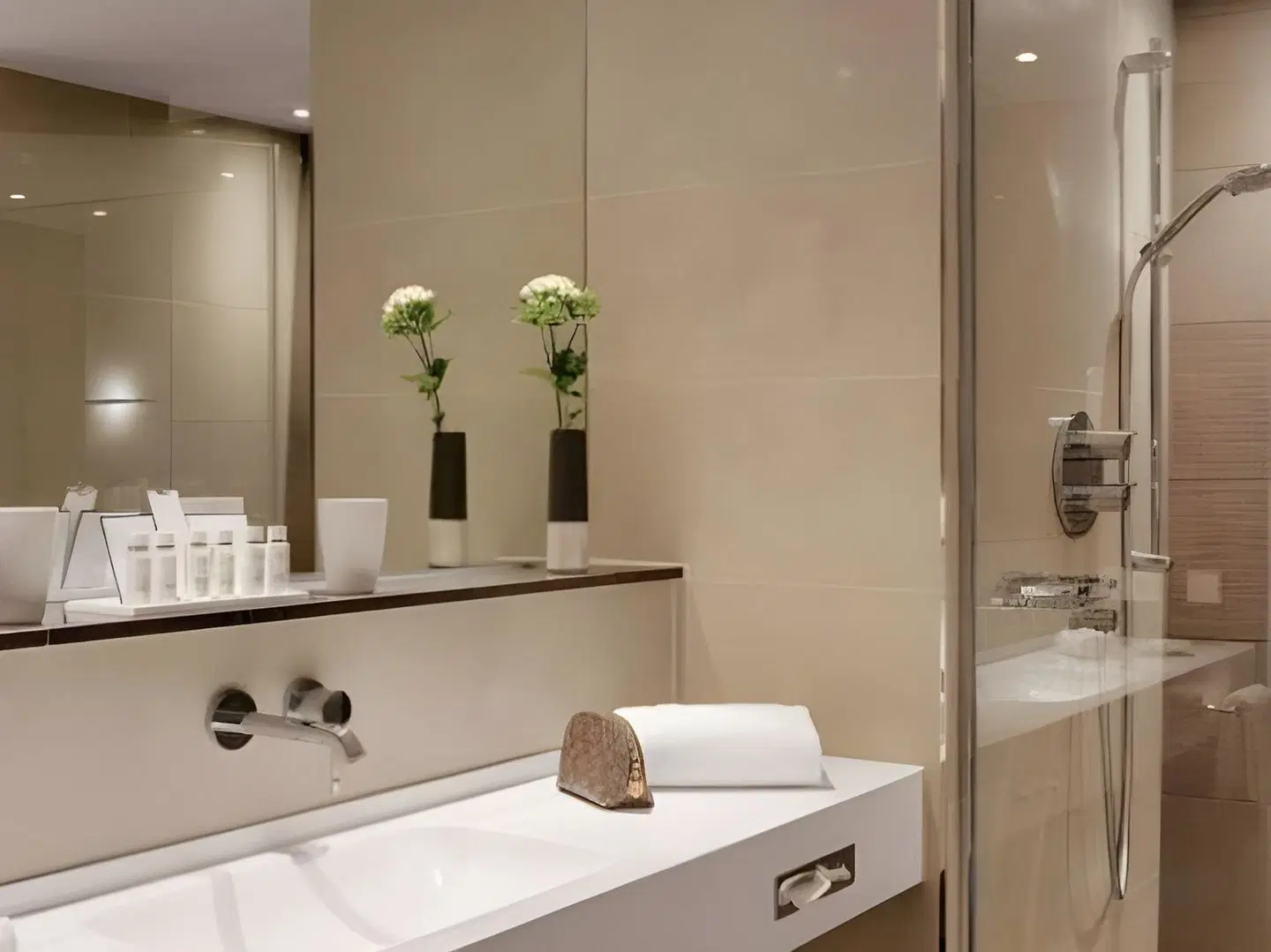 Steigenberger Hotel Stadt Lörrach Badezimmer