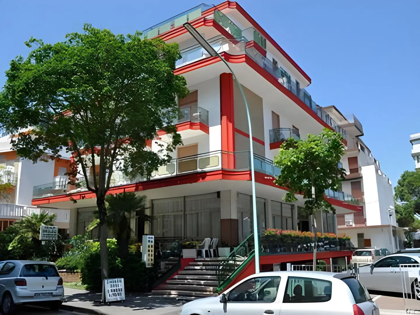 Midi EXTERIOR