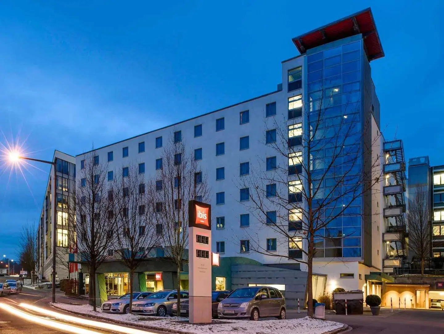 ibis Stuttgart City Hotel EXTERIOR