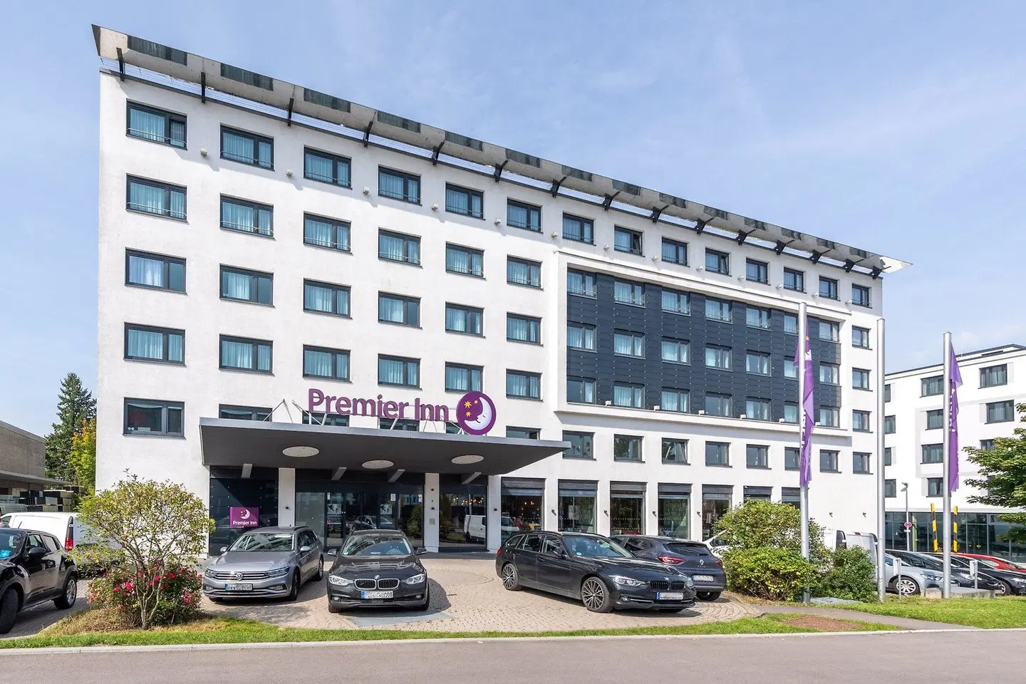 Holiday Inn Express Stuttgart Airport EXTERIOR