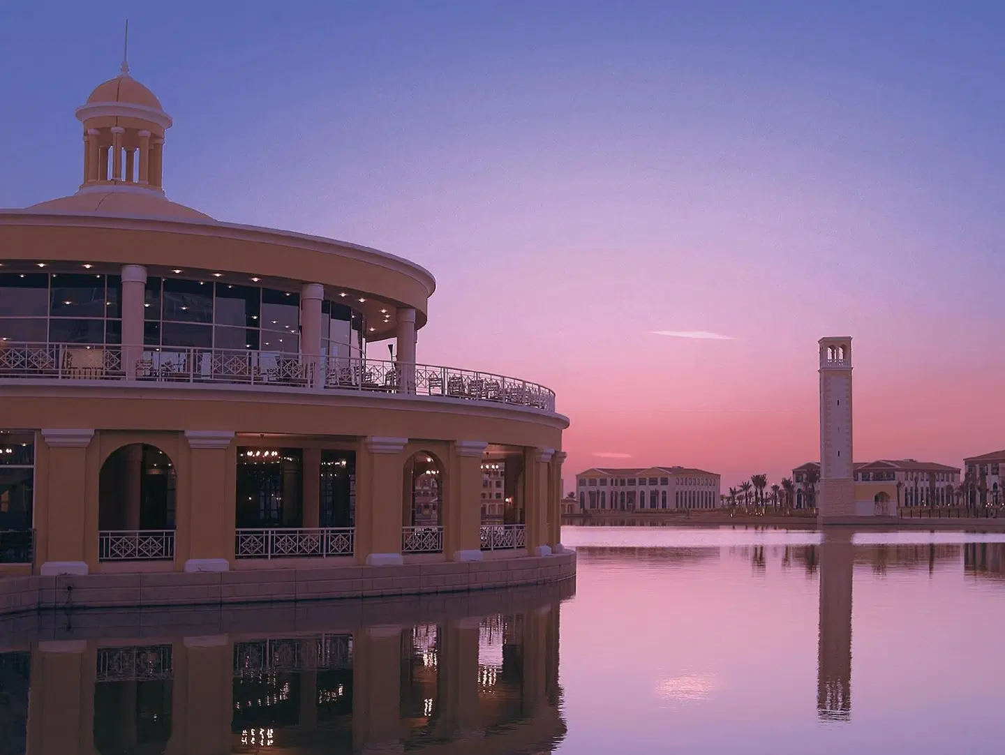 Copthorne Lakeview Executive Apartments Dubai, Green Community EXTERIOR
