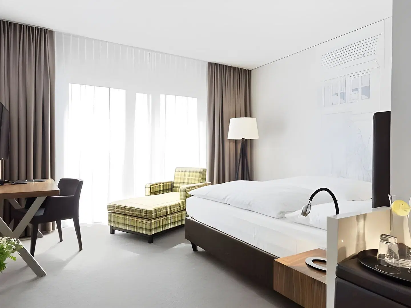 47 Grad ROOM_EXAMPLE