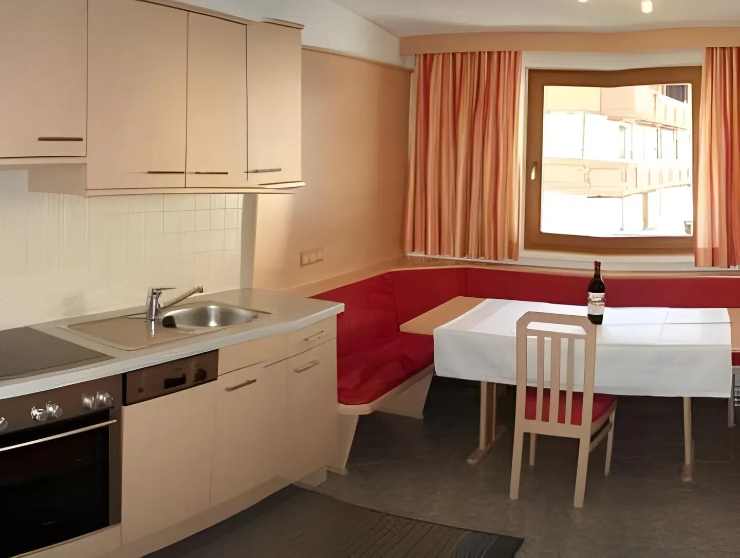 APPARTEMENTS HIRNER ROOM_EXAMPLE