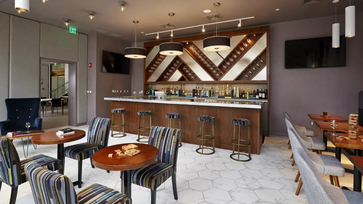Element by Westin Harrison - Newark Bar