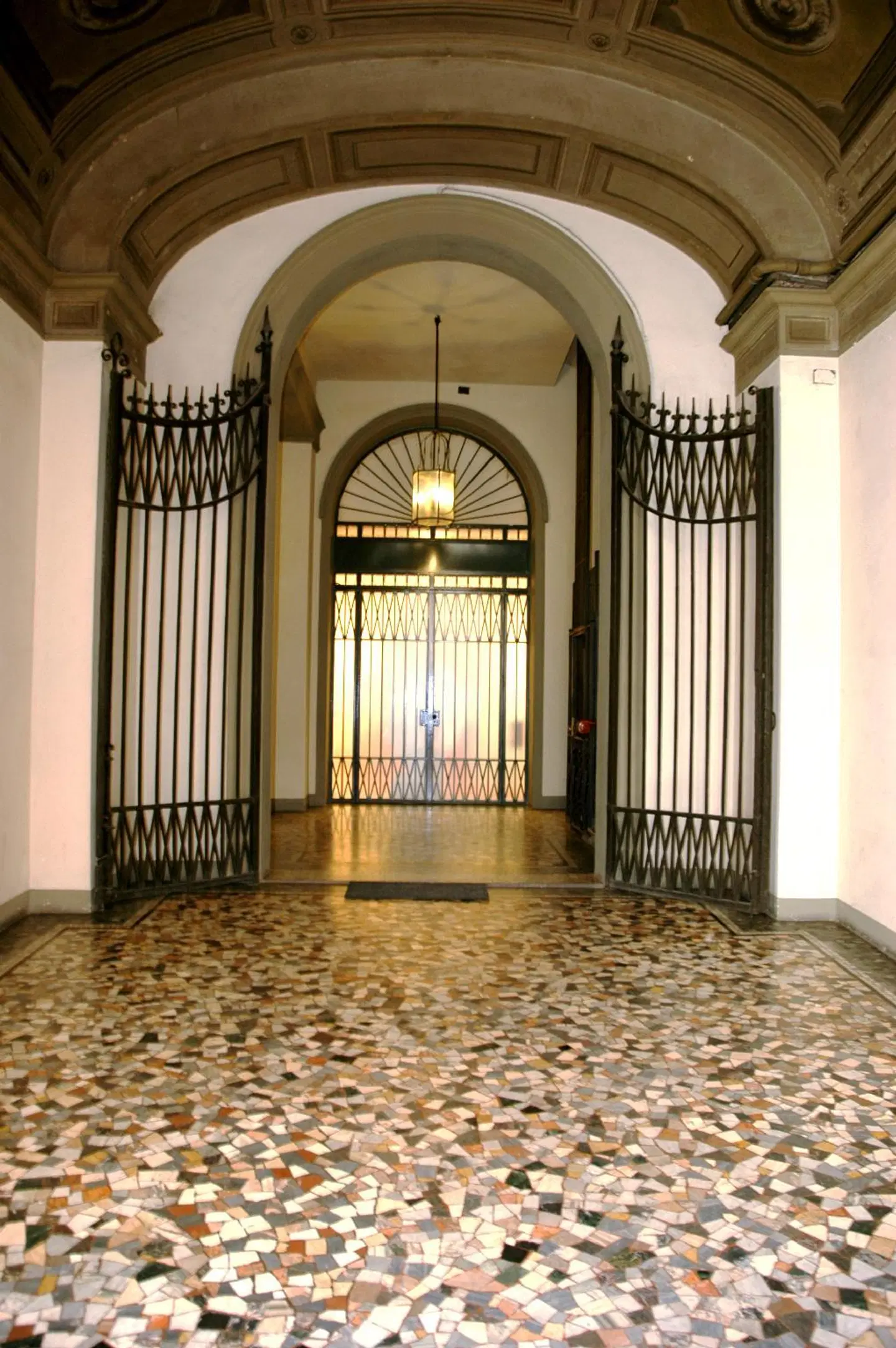 First of Florence LOUNGE_LOBBY