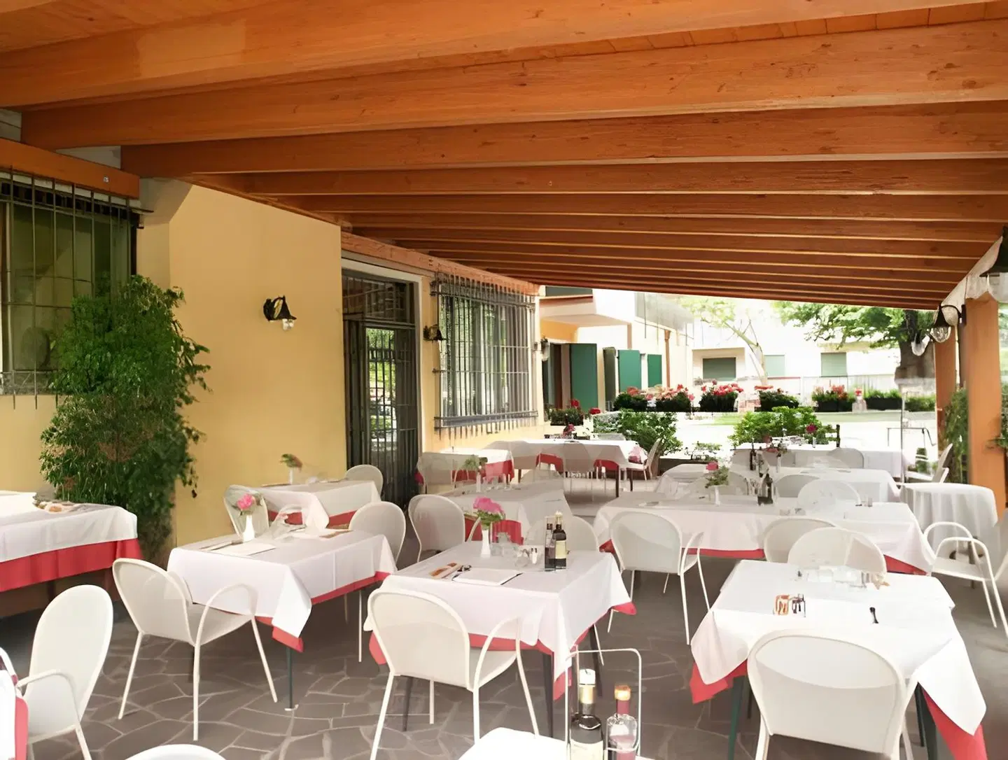 Villa Mimosa Restaurant