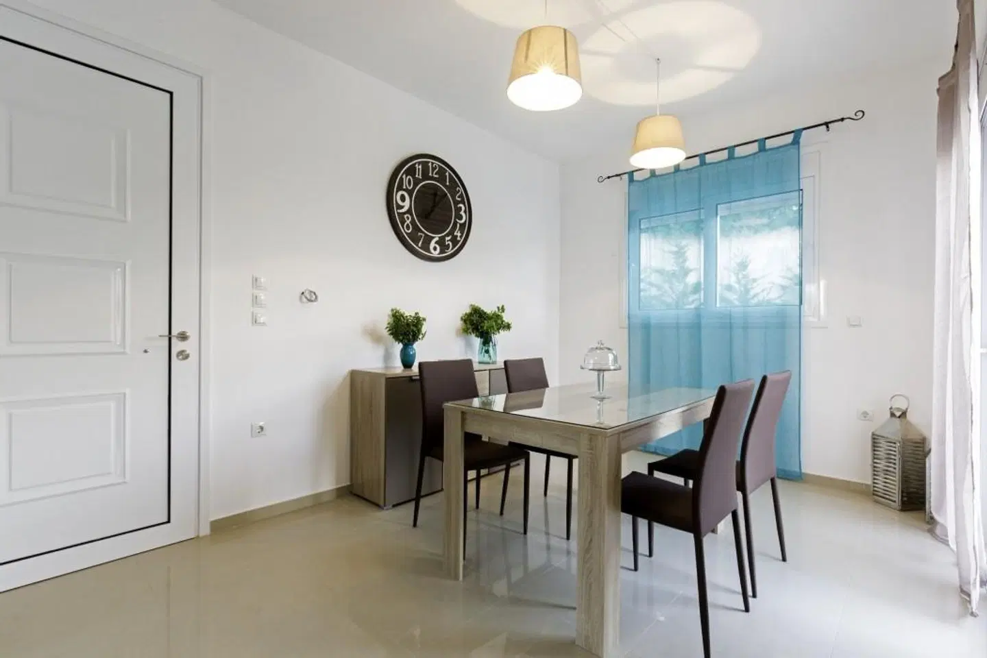 Hill and Sea View Villa ROOM_EXAMPLE