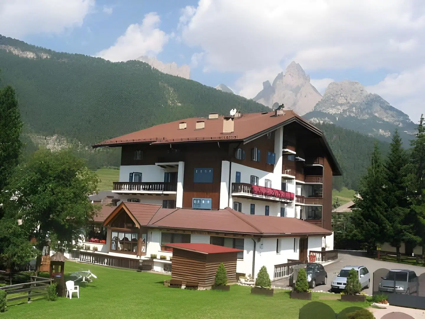 Park Hotel Mater Dei EXTERIOR