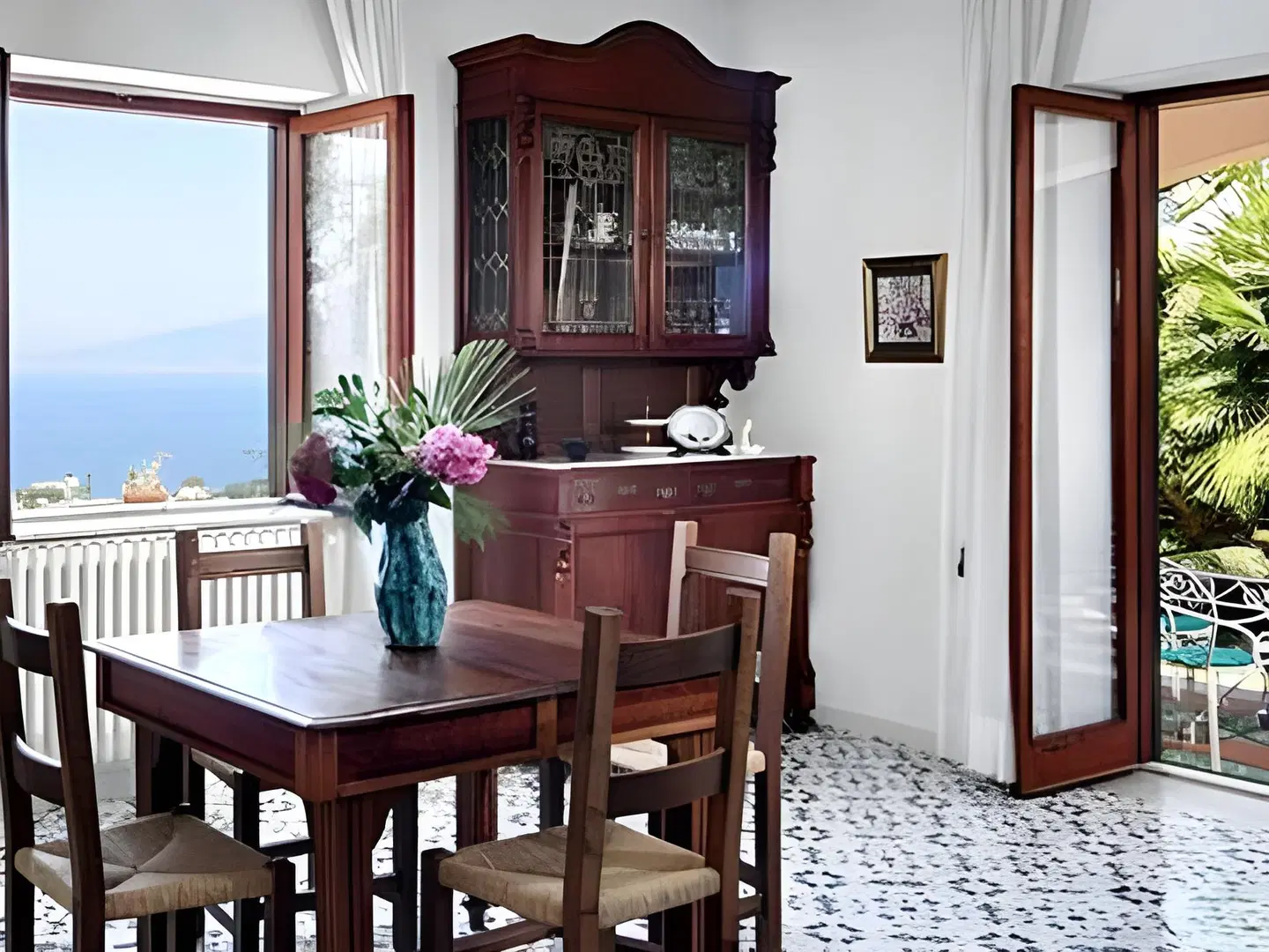 M Suites Sorrento ROOM_EXAMPLE