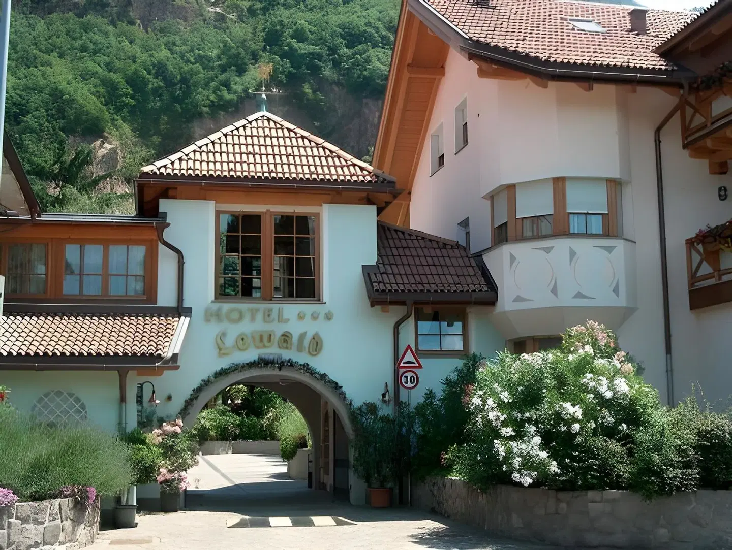 Lewald EXTERIOR