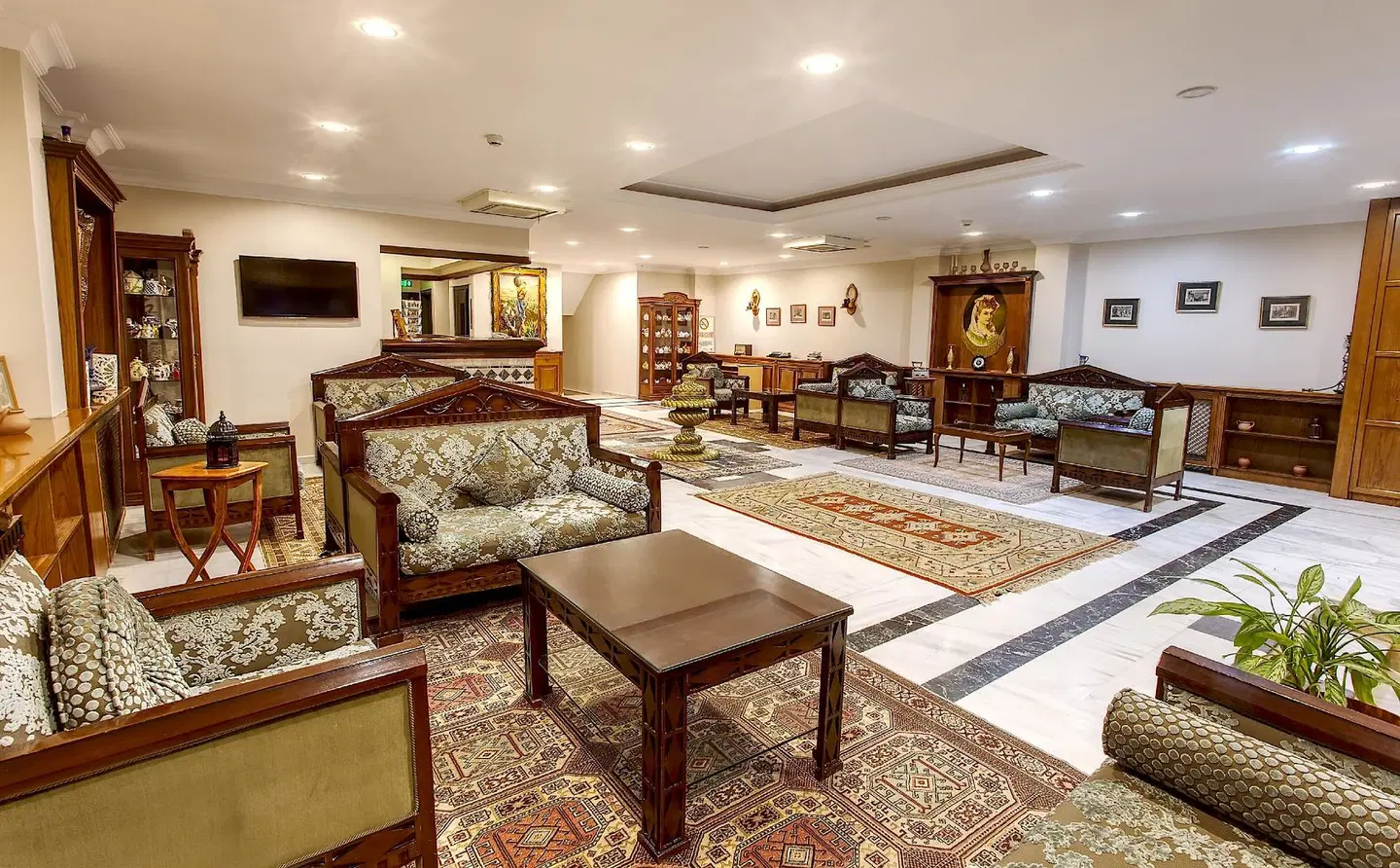 Saba Bar