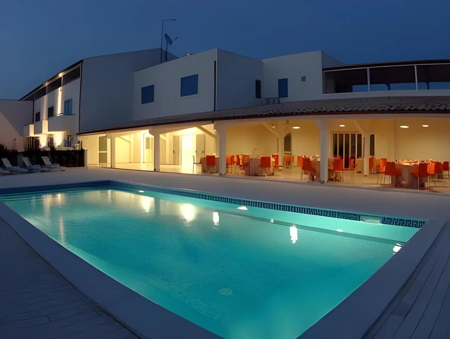 Parco Della Rocca OUTDOOR_POOL
