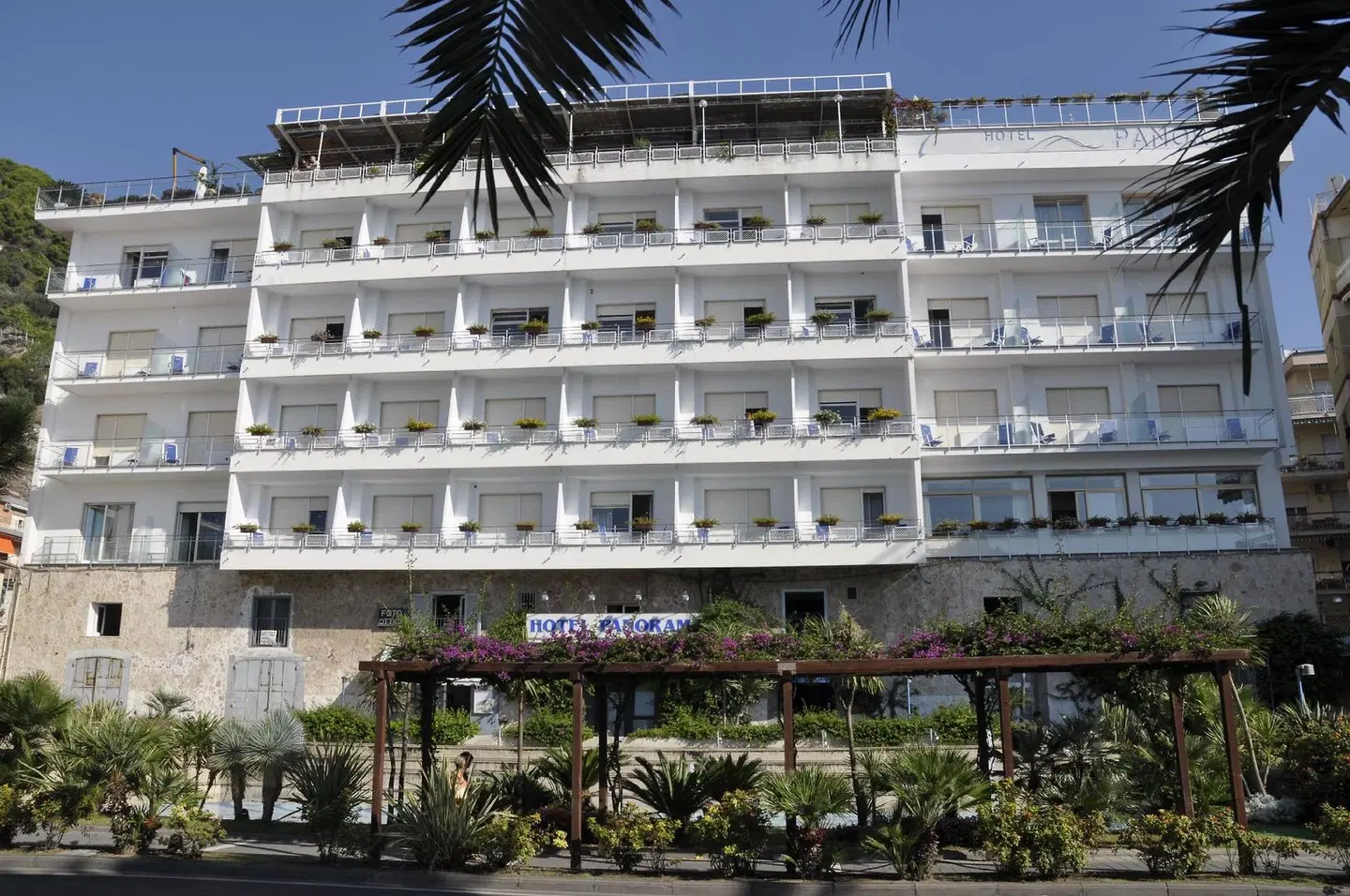 Panorama EXTERIOR