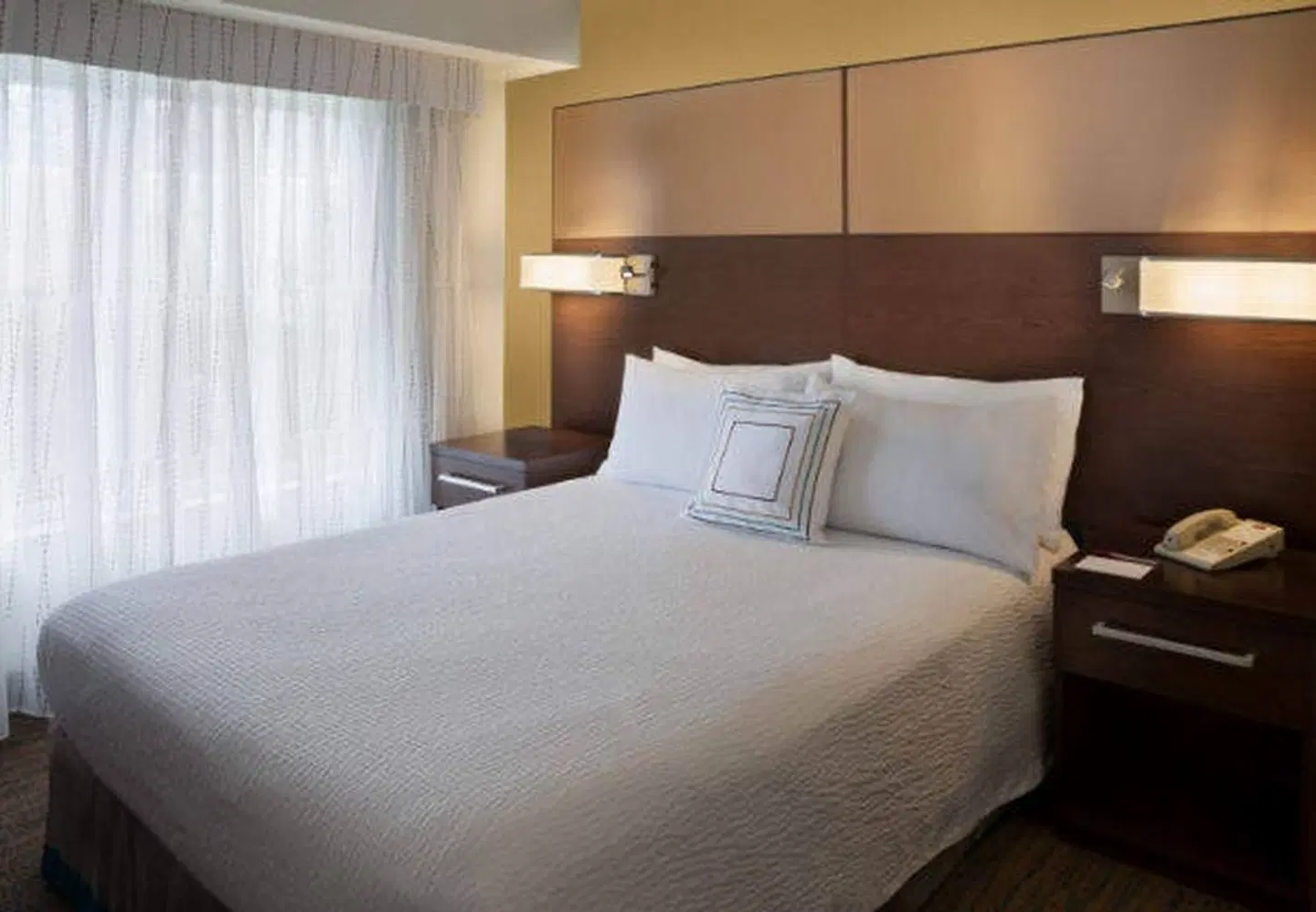 Cambridge Suites Mississauga ROOM_EXAMPLE