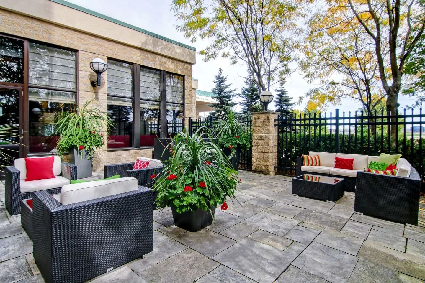 Hilton Garden Inn Toronto/Markham Terrasse