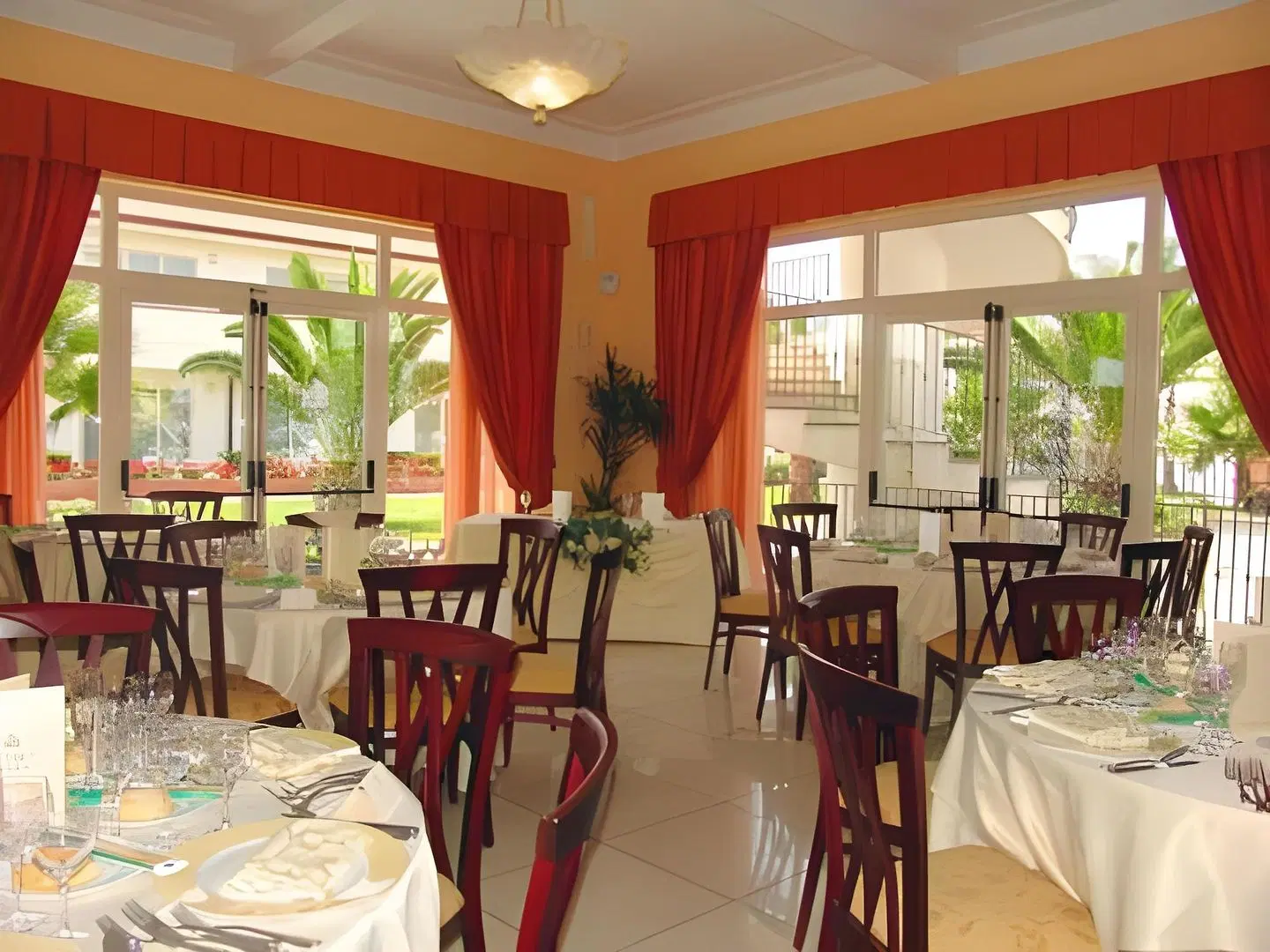 King's House Hotel Resort Restaurant