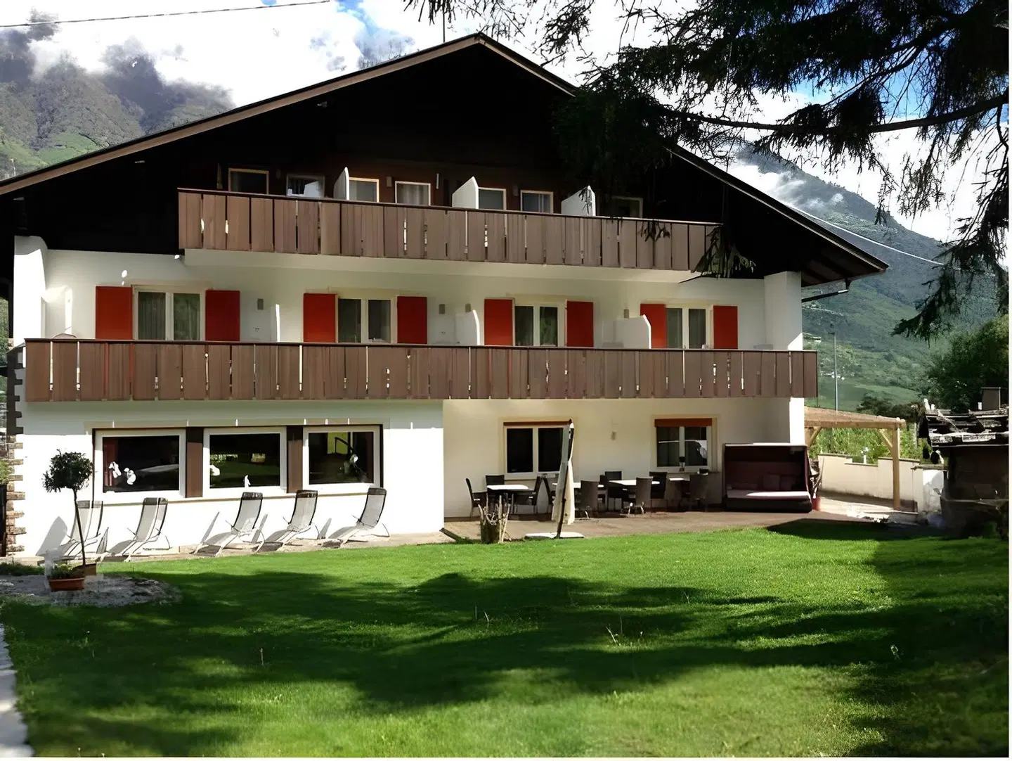 Pension Lärchenhof EXTERIOR