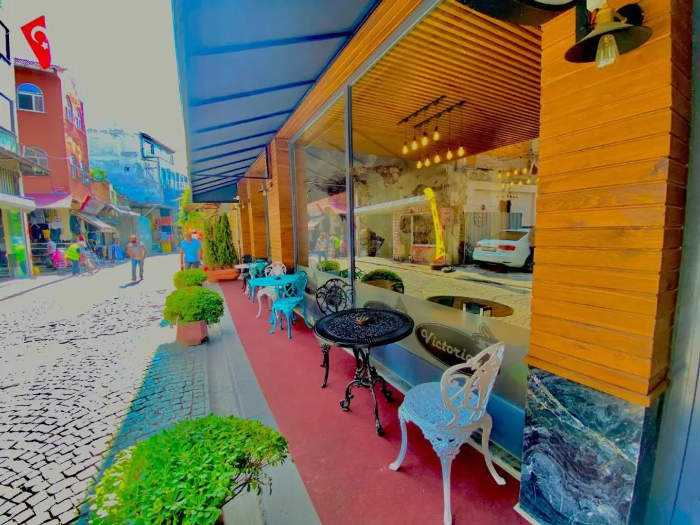 Victorious Hotel Restaurant