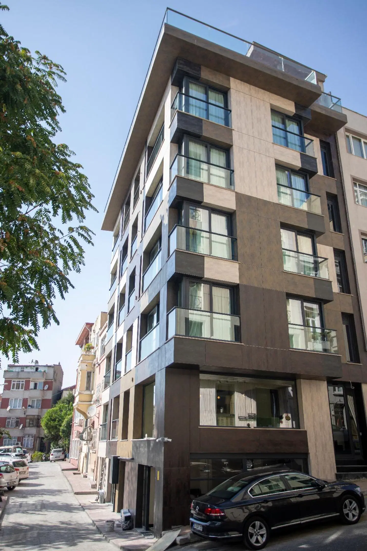 Fragments Hotel EXTERIOR