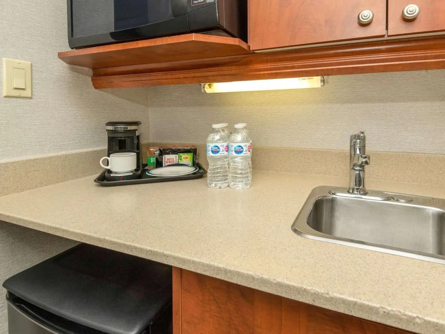 Comfort Inn Ottawa West- Kanata ROOM_EXAMPLE