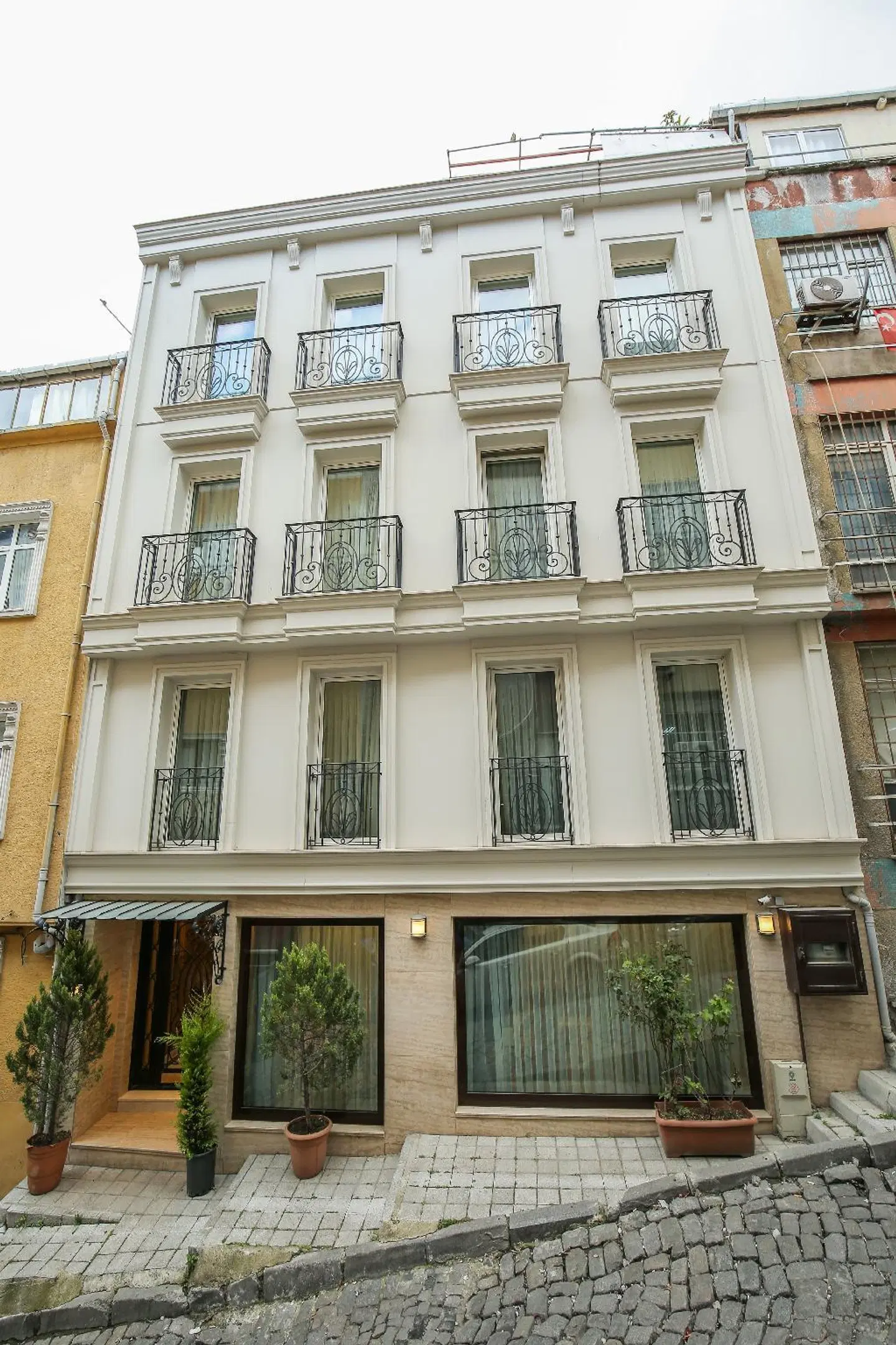 Artika Hotel EXTERIOR