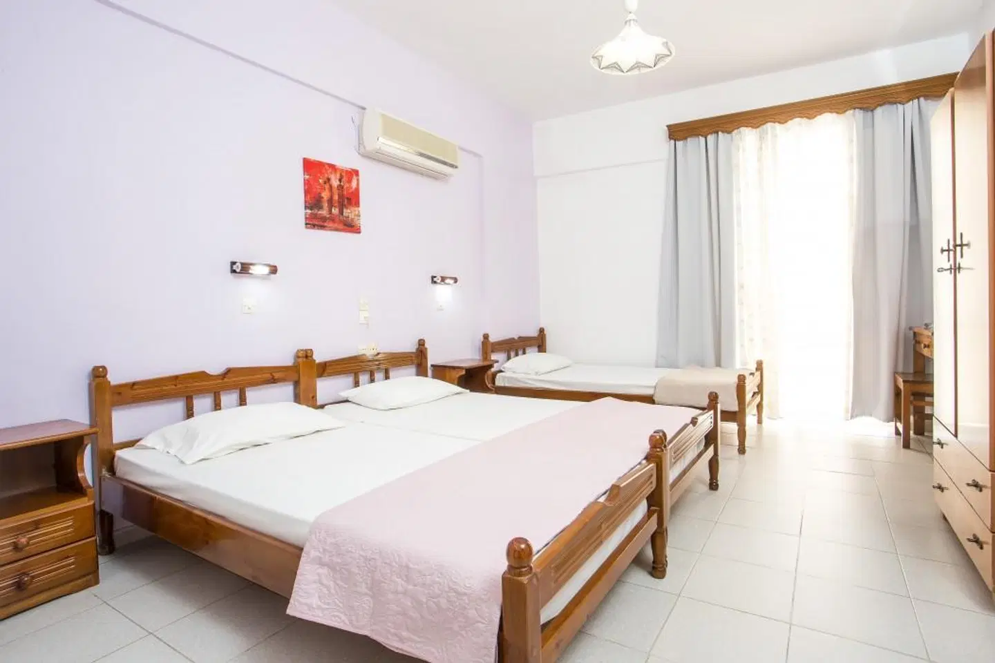 Maroula Studios ROOM_EXAMPLE