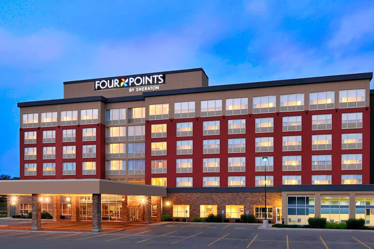 Four Points by Sheraton Cambridge Kitchener EXTERIOR
