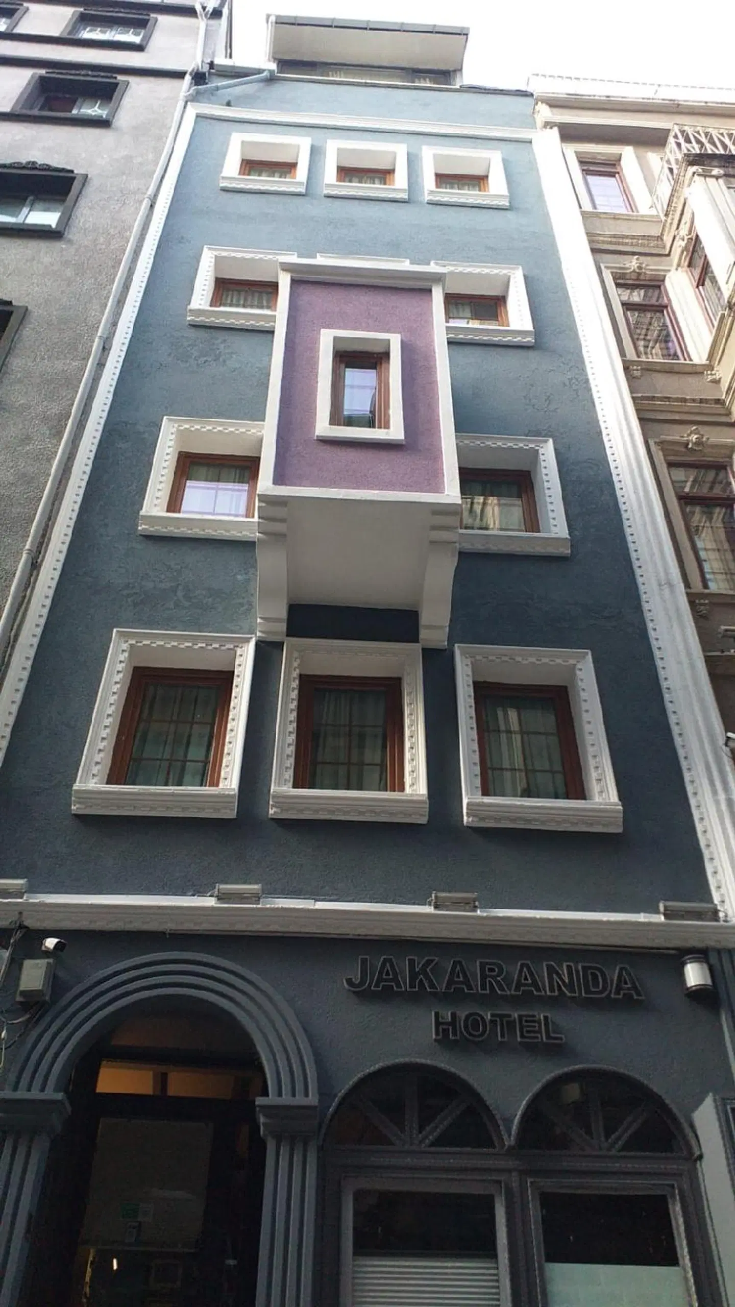 Jakaranda Hotel EXTERIOR