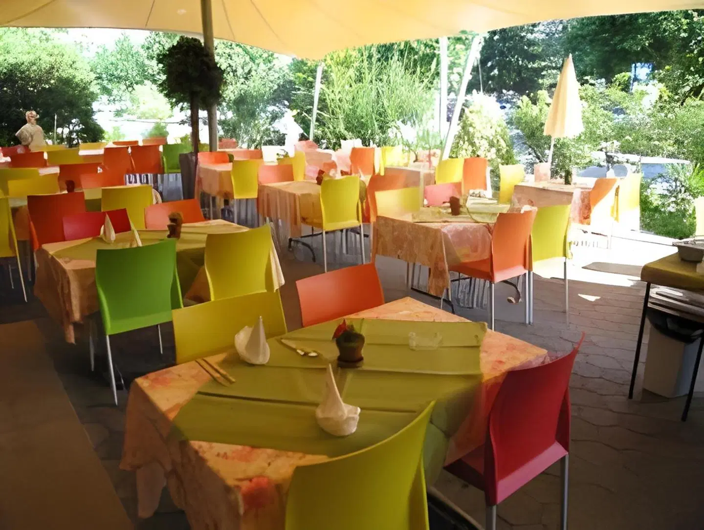 Felmis Restaurant