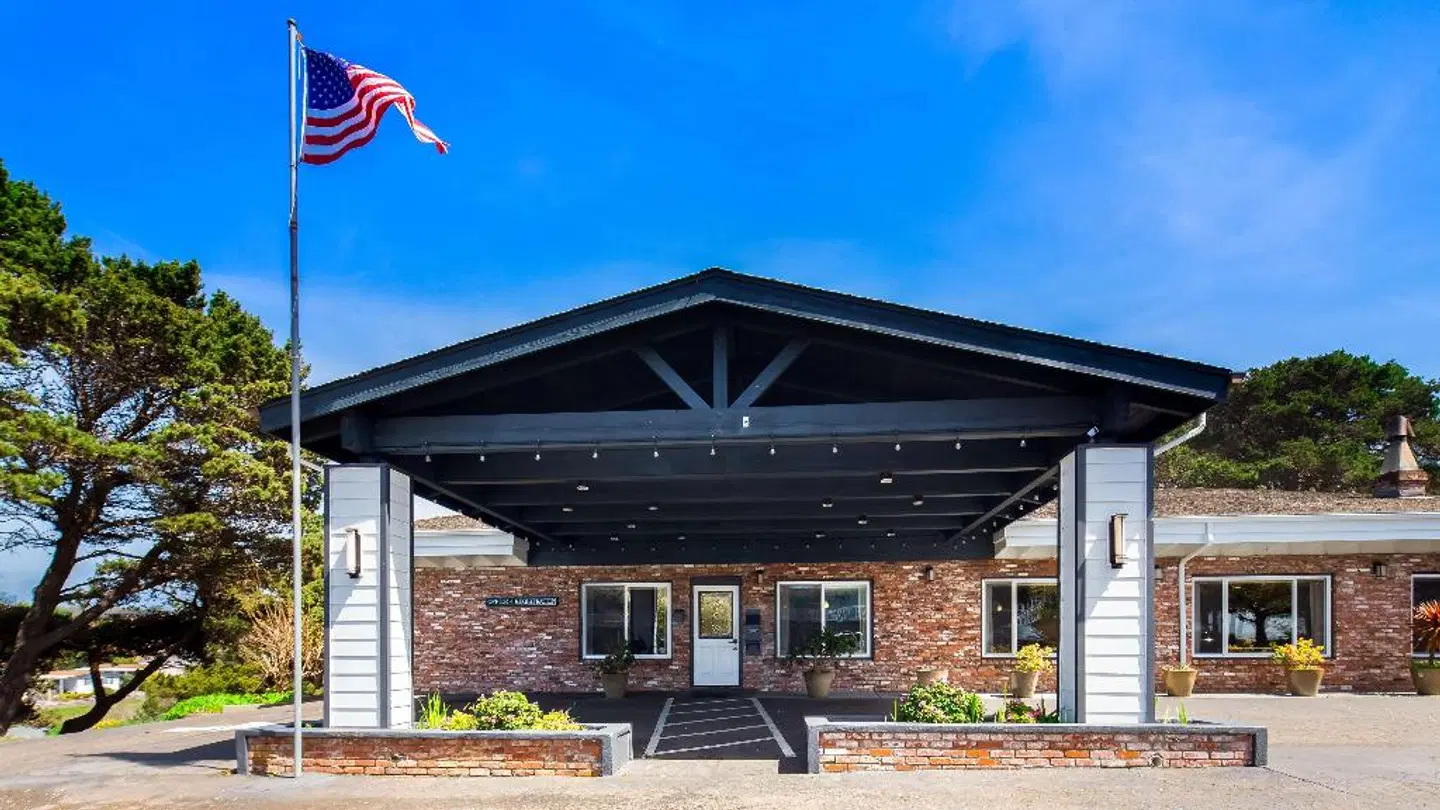 Best Western Vista Manor Lodge EXTERIOR