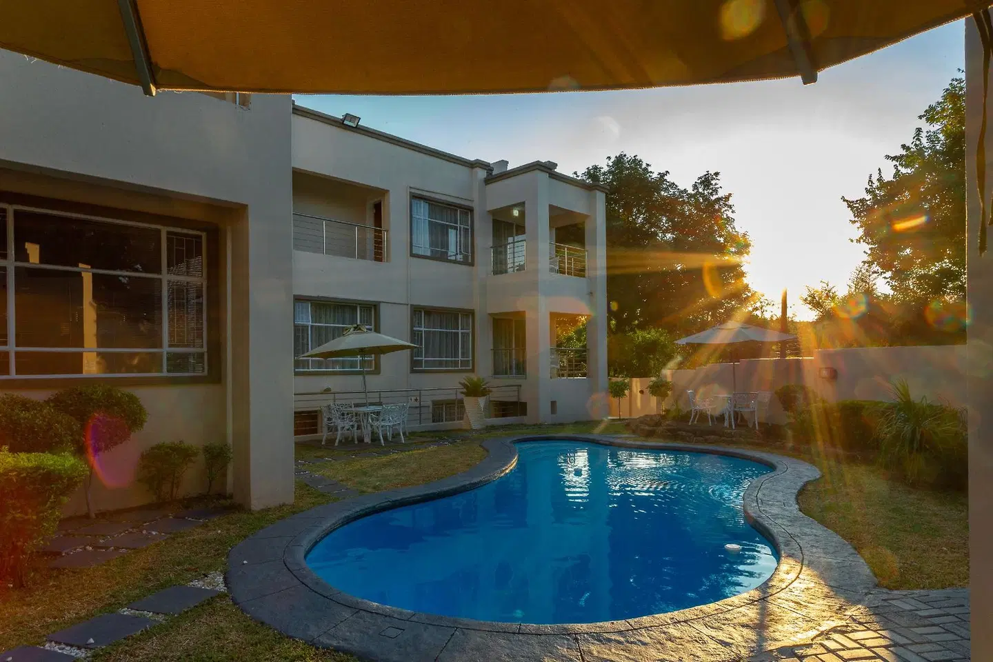 Global Village Guest House EXTERIOR