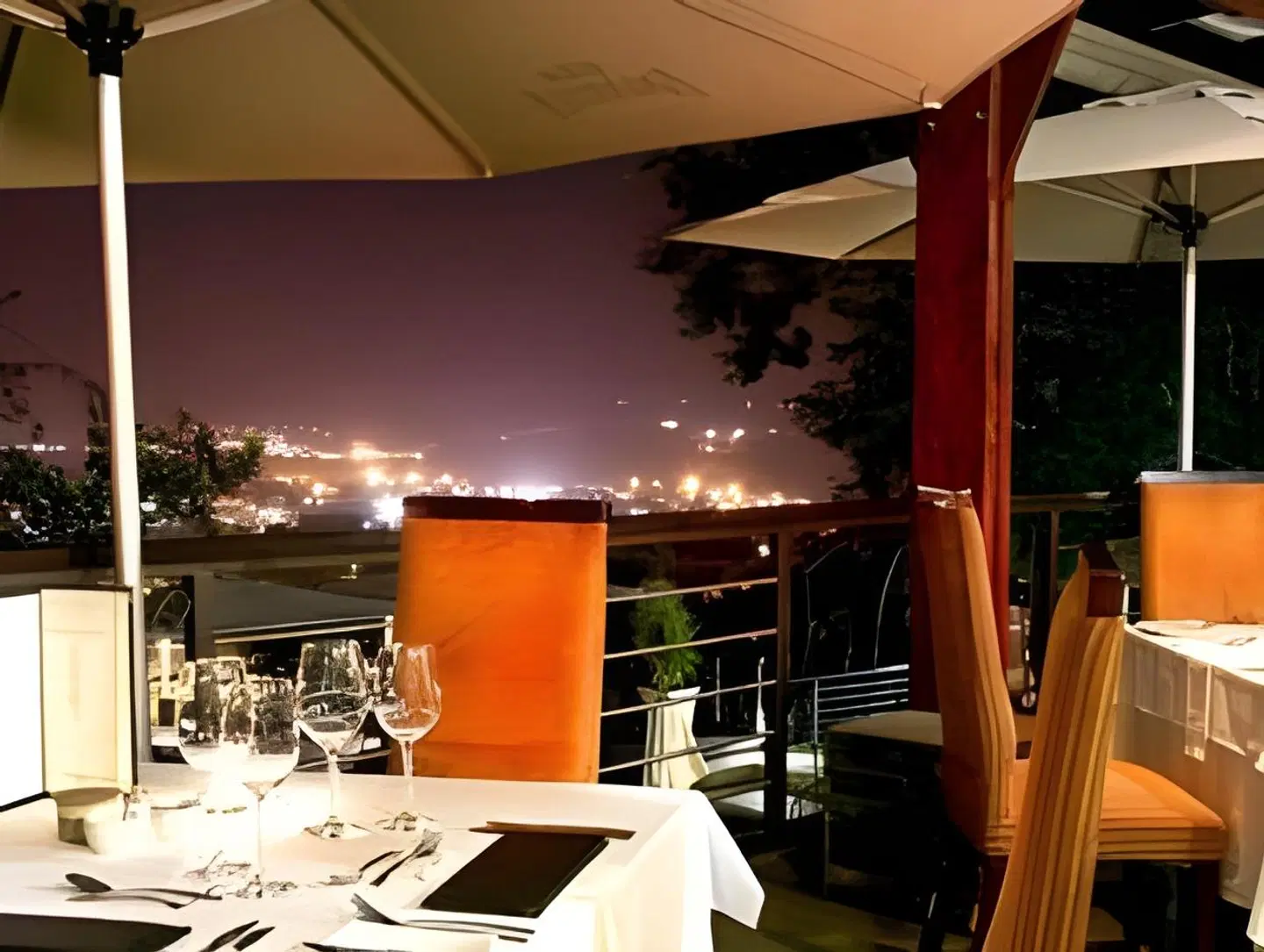 Loerie's Call Guesthouse Terrasse
