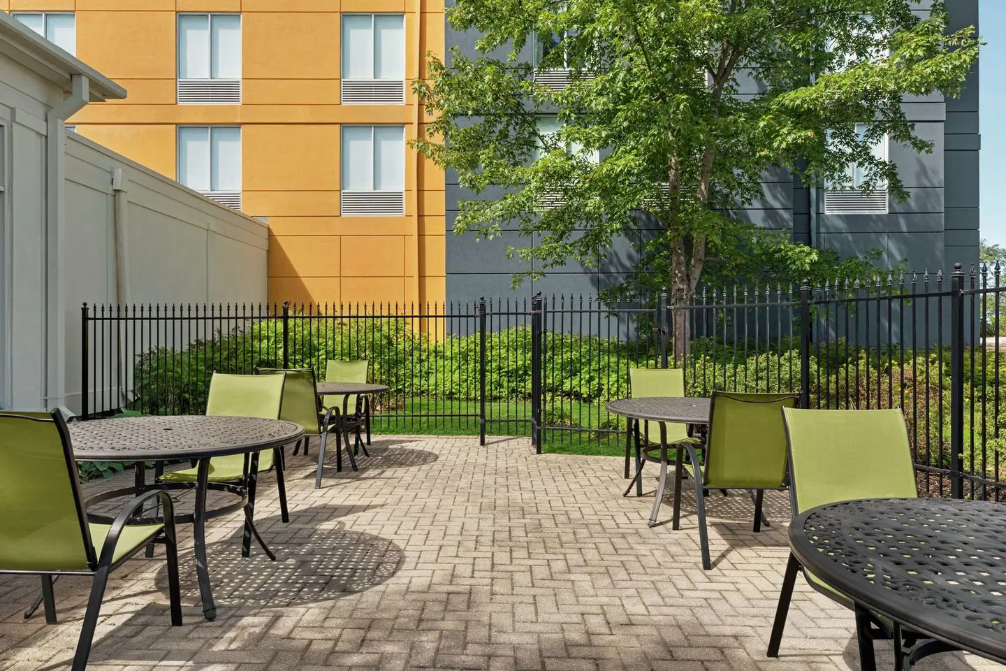 Hilton Garden Inn Kitchener/Cambridge Terrasse