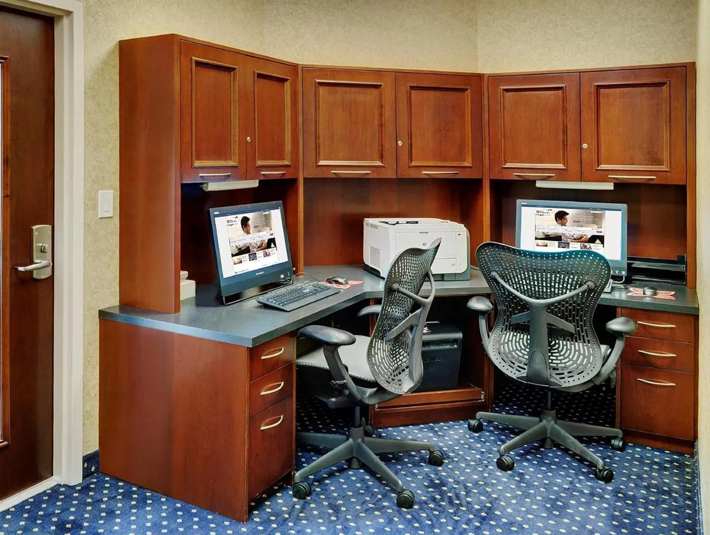 Hilton Garden Inn Toronto/Burlington LOUNGE_LOBBY