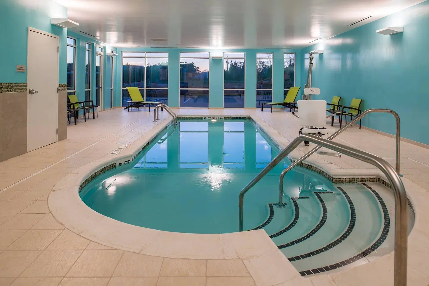 SpringHill Suites by Marriott Greensboro Airport Hallenbad