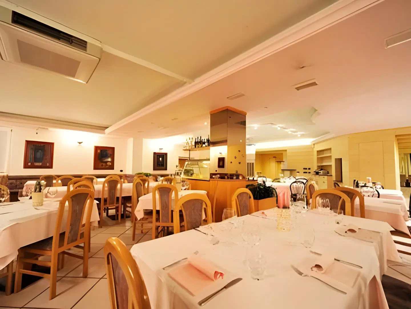 Garni Vecchio Comune Restaurant