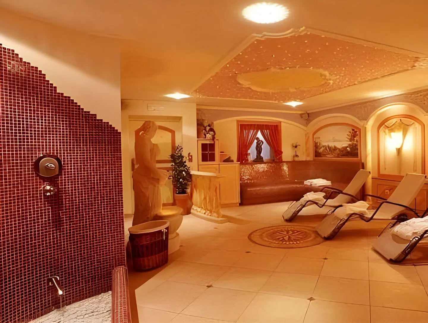 Garni Schenk HEALTH_BEAUTY