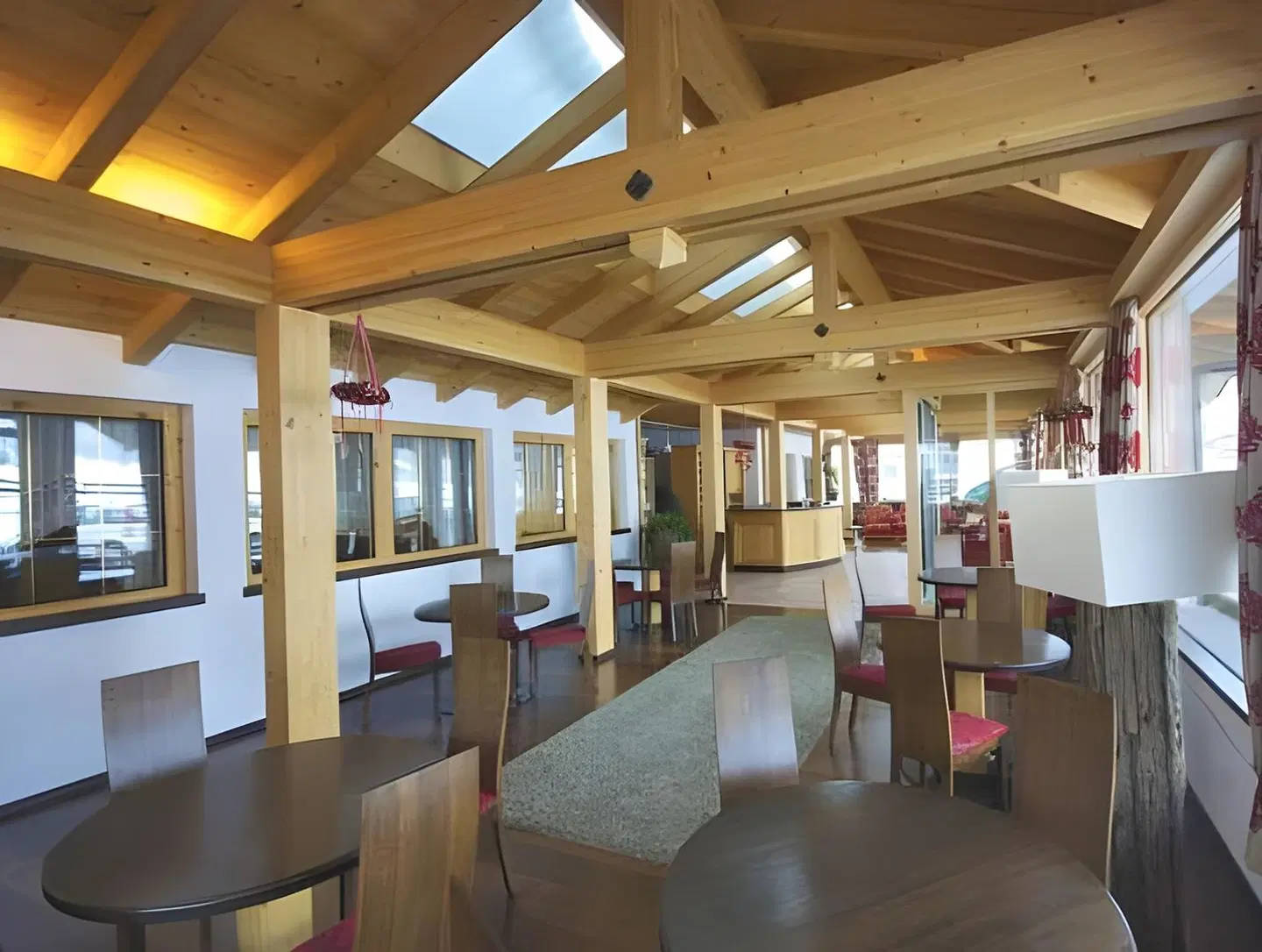 Alpenrose Bar