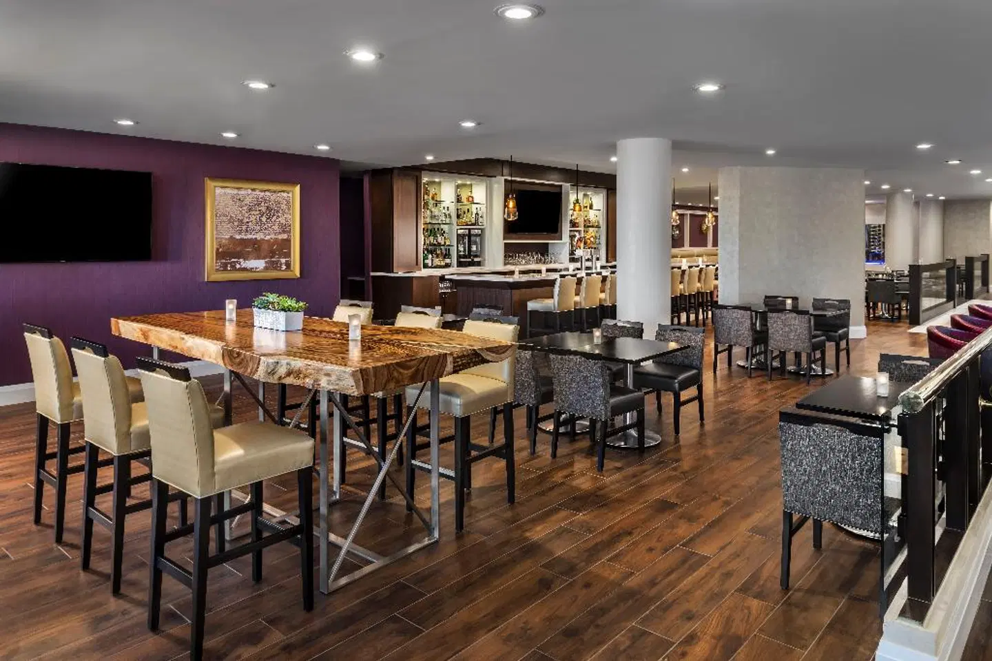 The Westin Toronto Airport Bar