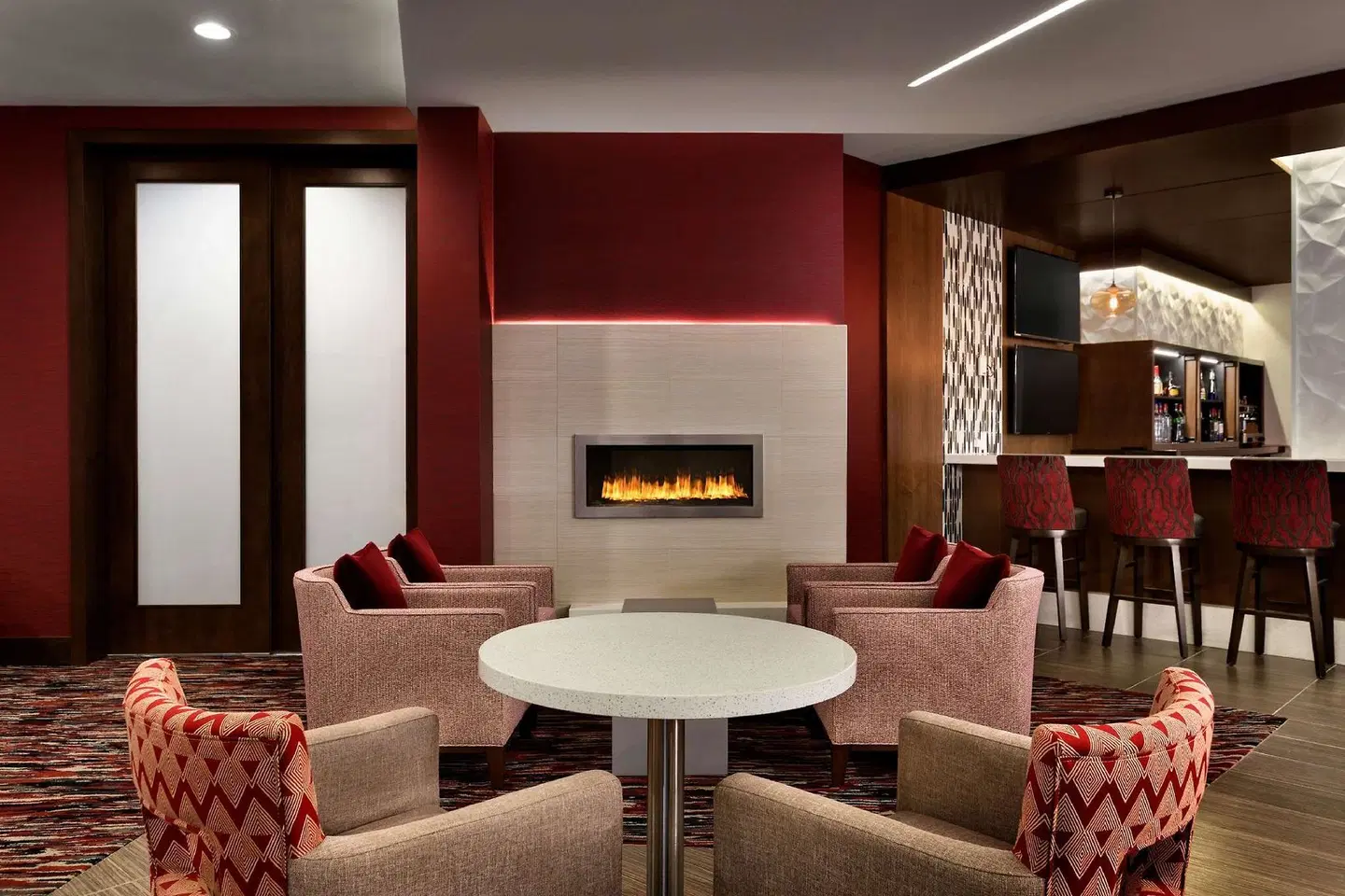 DoubleTree by Hilton Hotel Toronto Airport West Bar