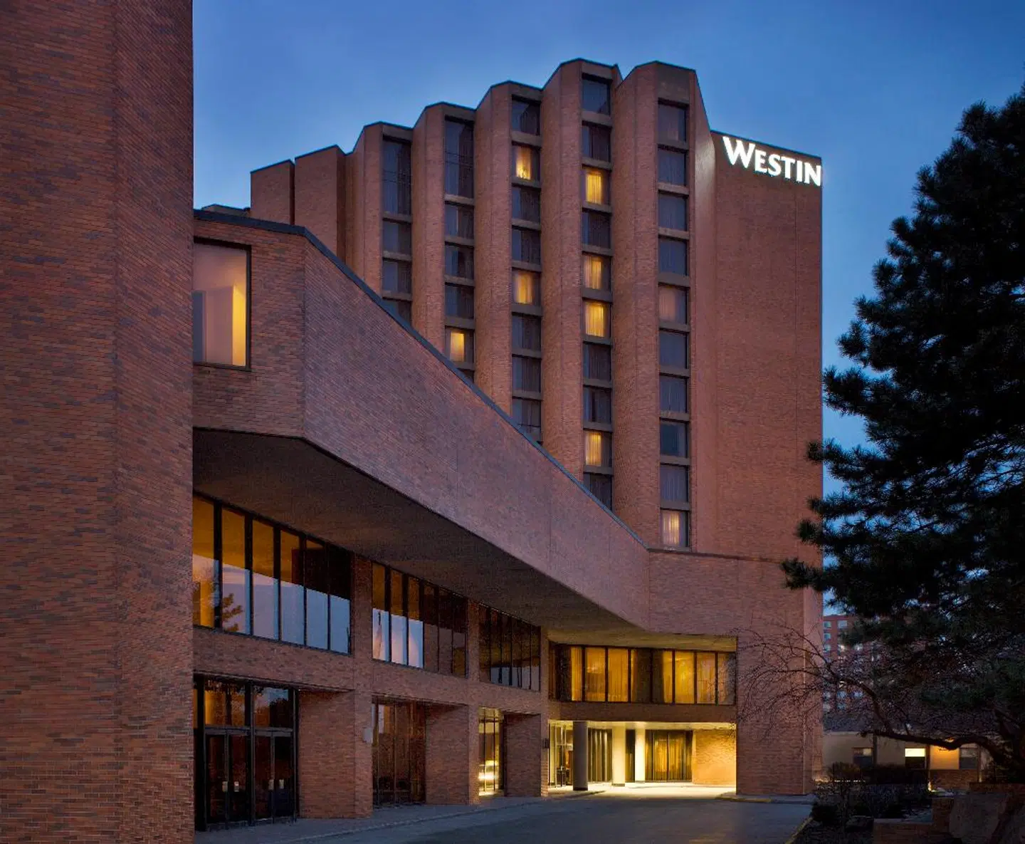 The Westin Toronto Airport EXTERIOR