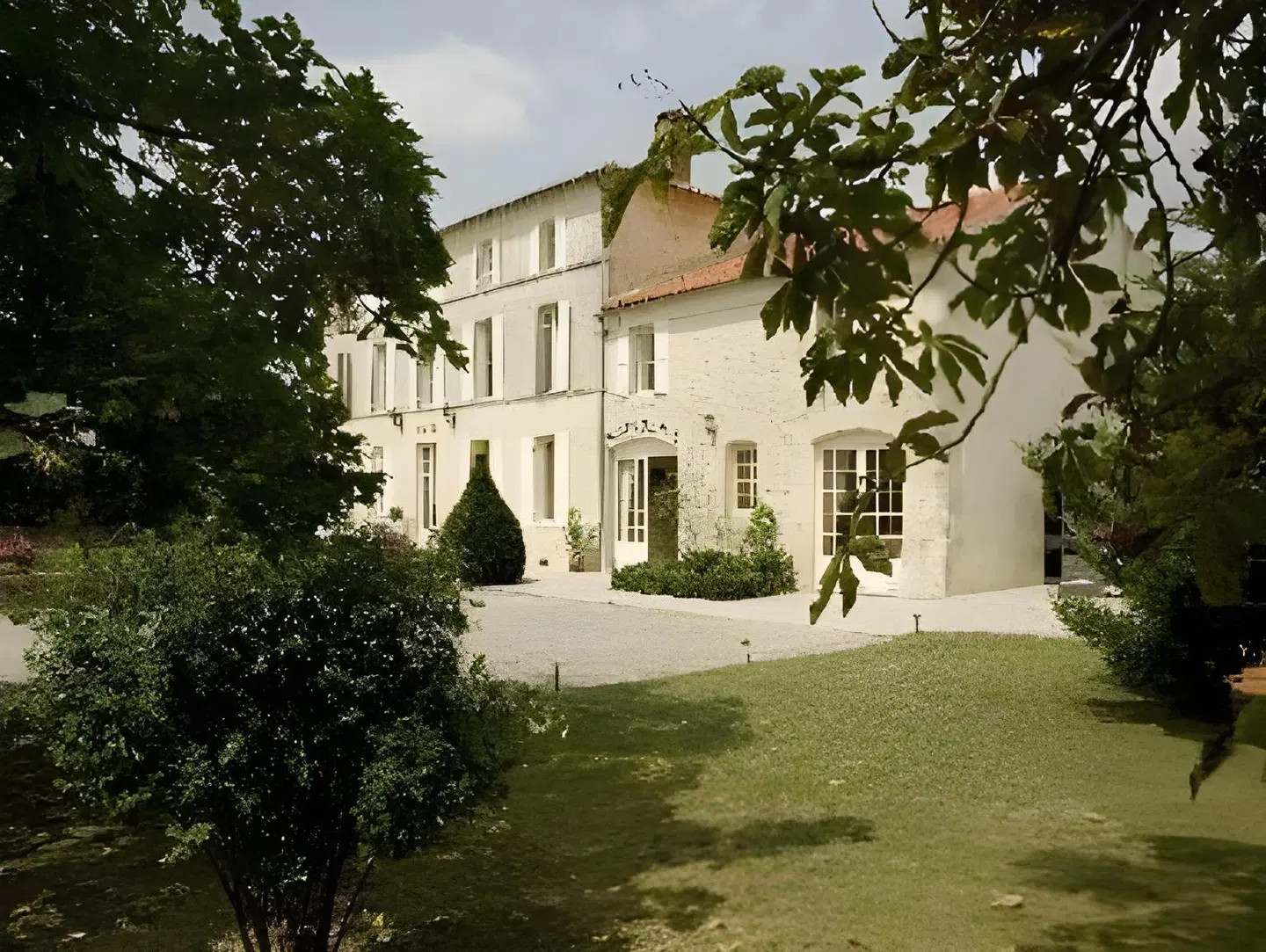 Le Domaine du Prieuré EXTERIOR