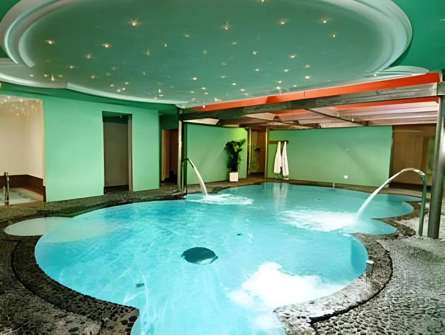 Panorama Wellness & Resort Hallenbad