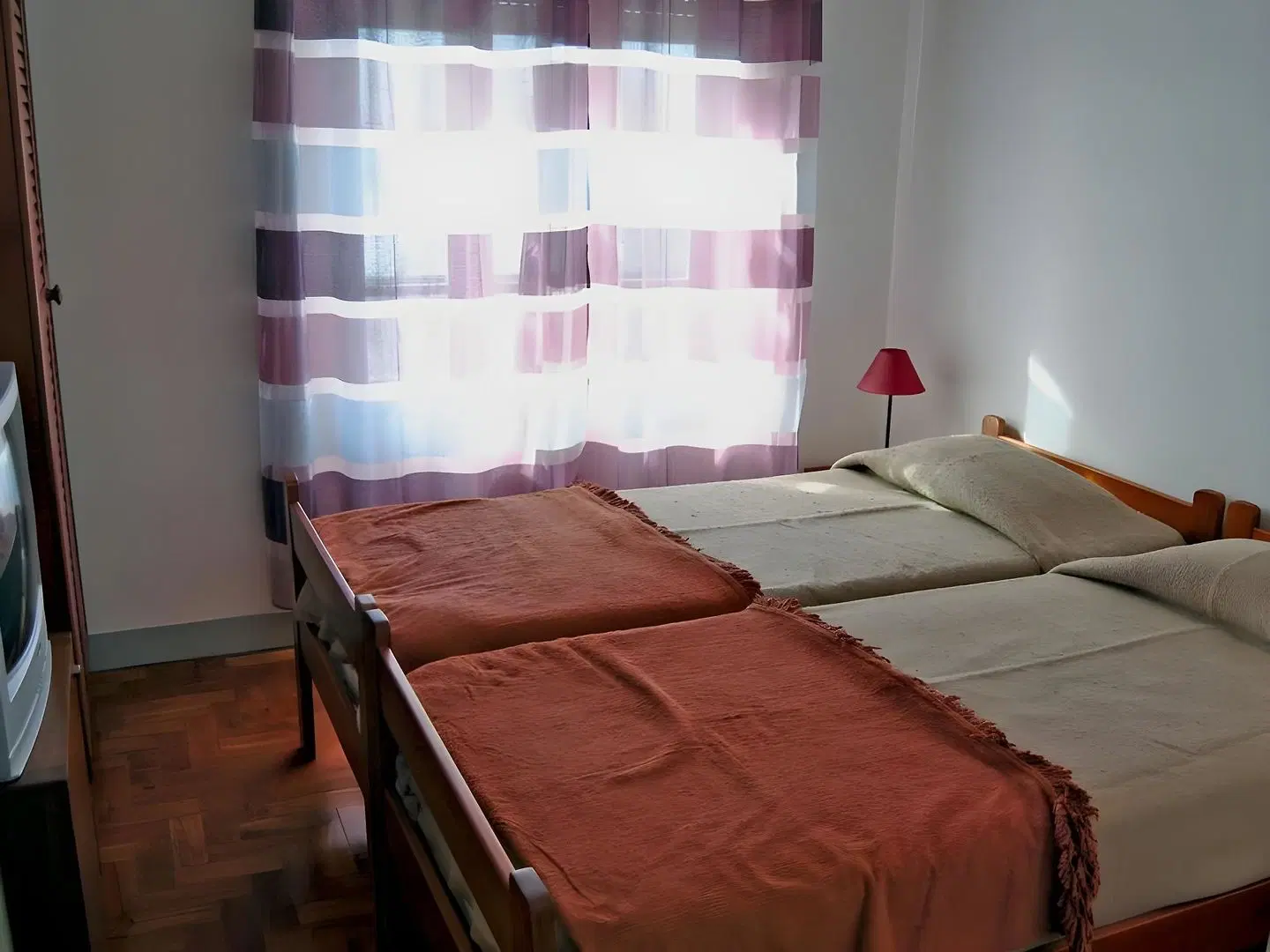 Tagus Host ROOM_EXAMPLE