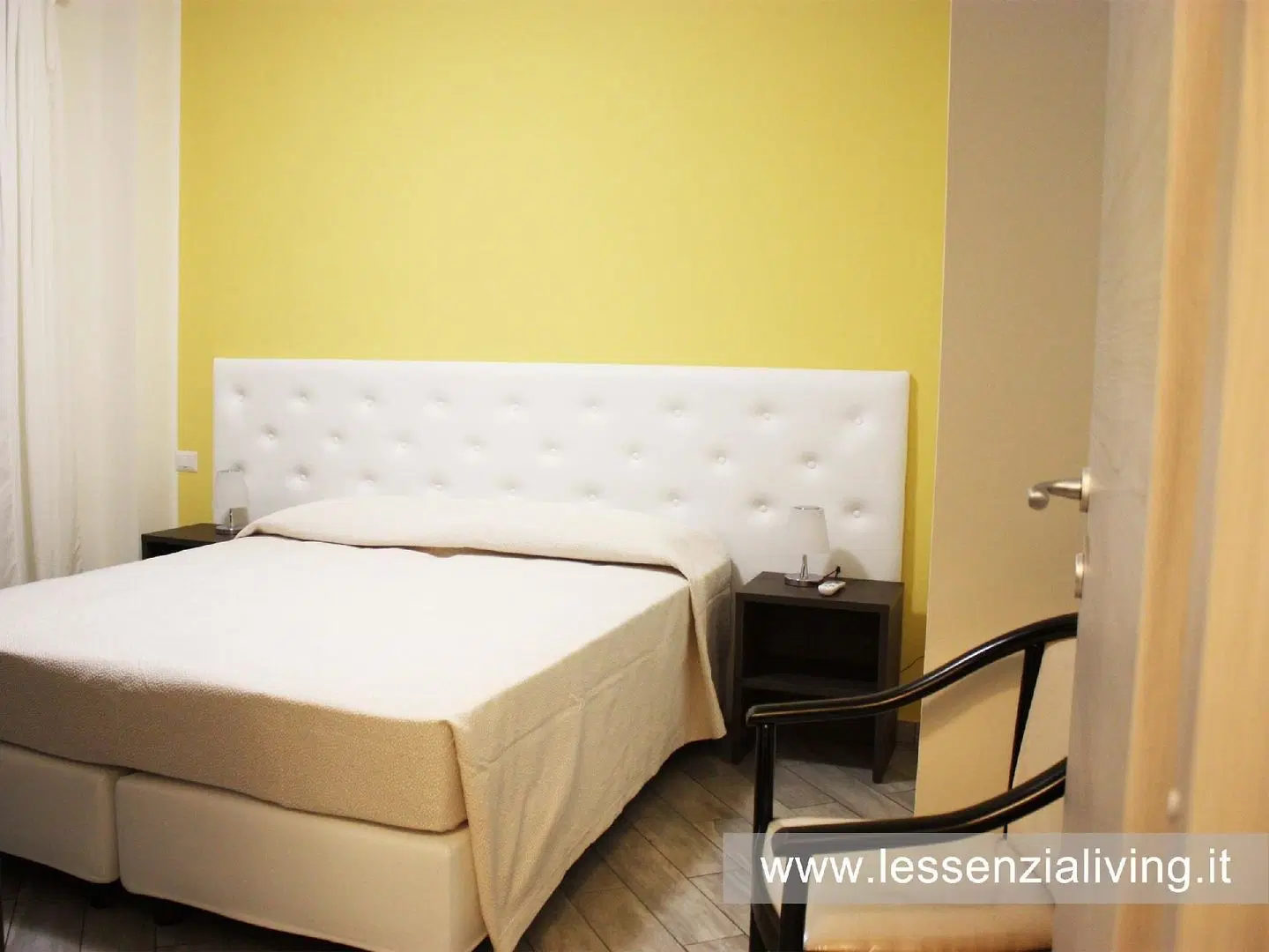 L'essenzial Living ROOM_EXAMPLE
