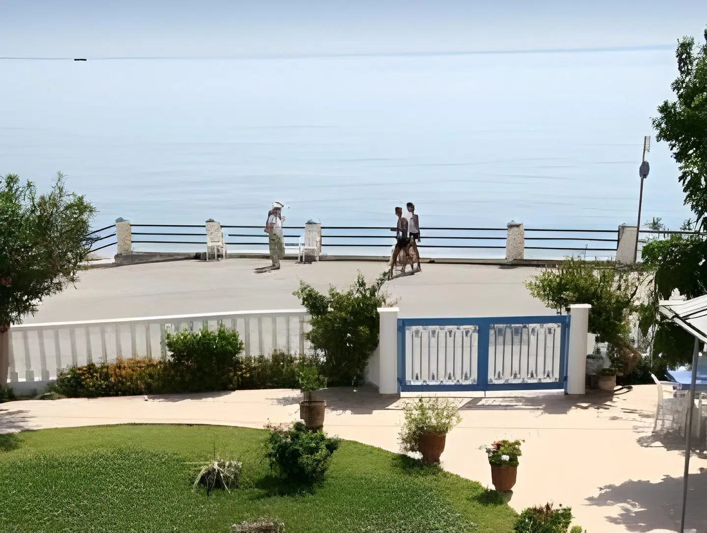 Antonios Apartments Garten