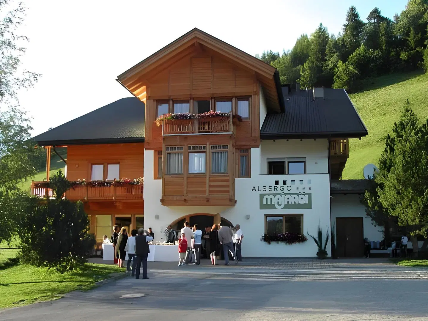 Albergo Majerei EXTERIOR