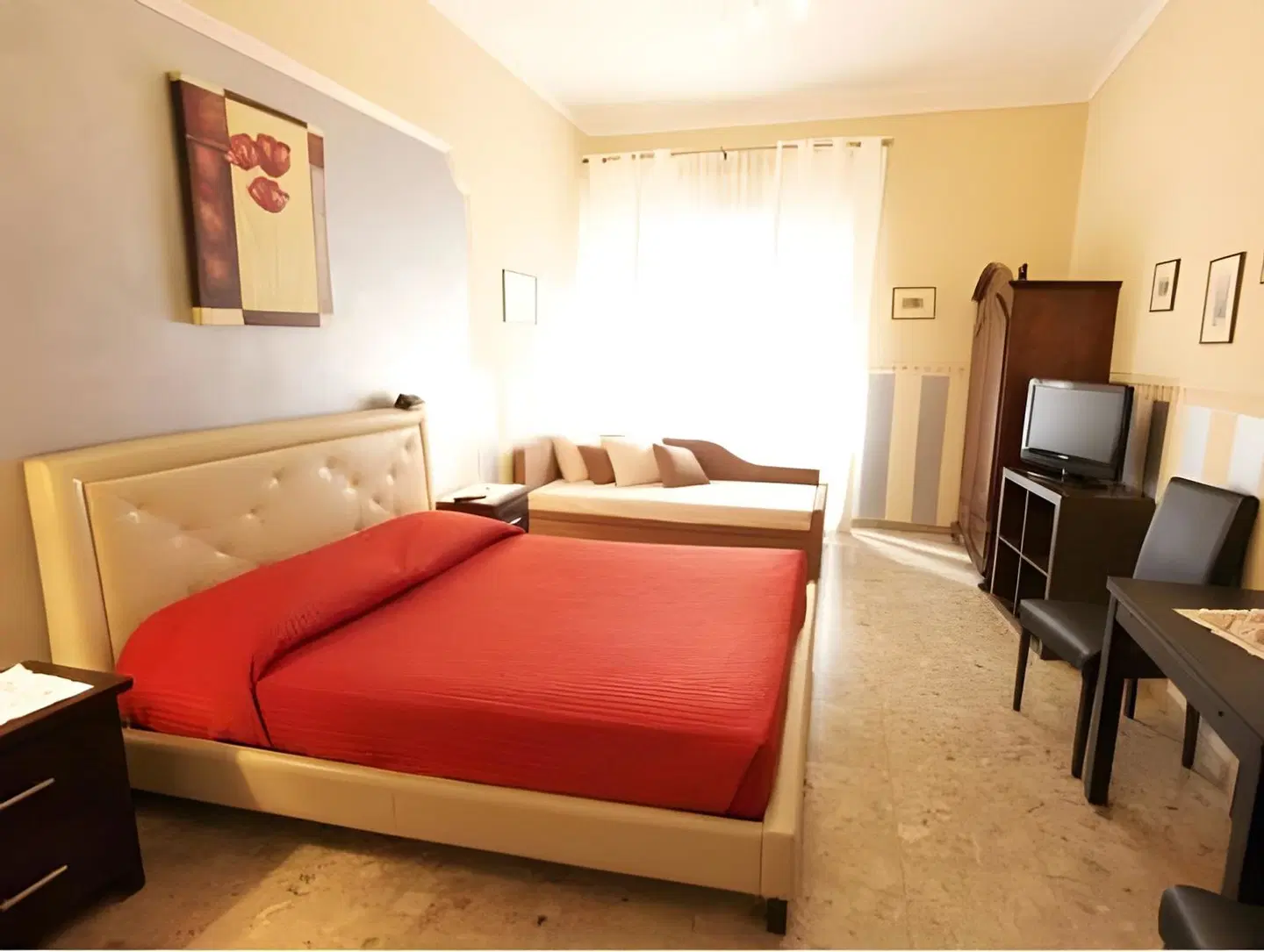Al Teatro ROOM_EXAMPLE
