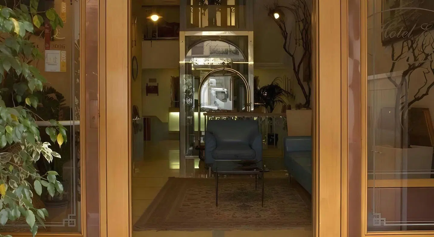 Eden LOUNGE_LOBBY