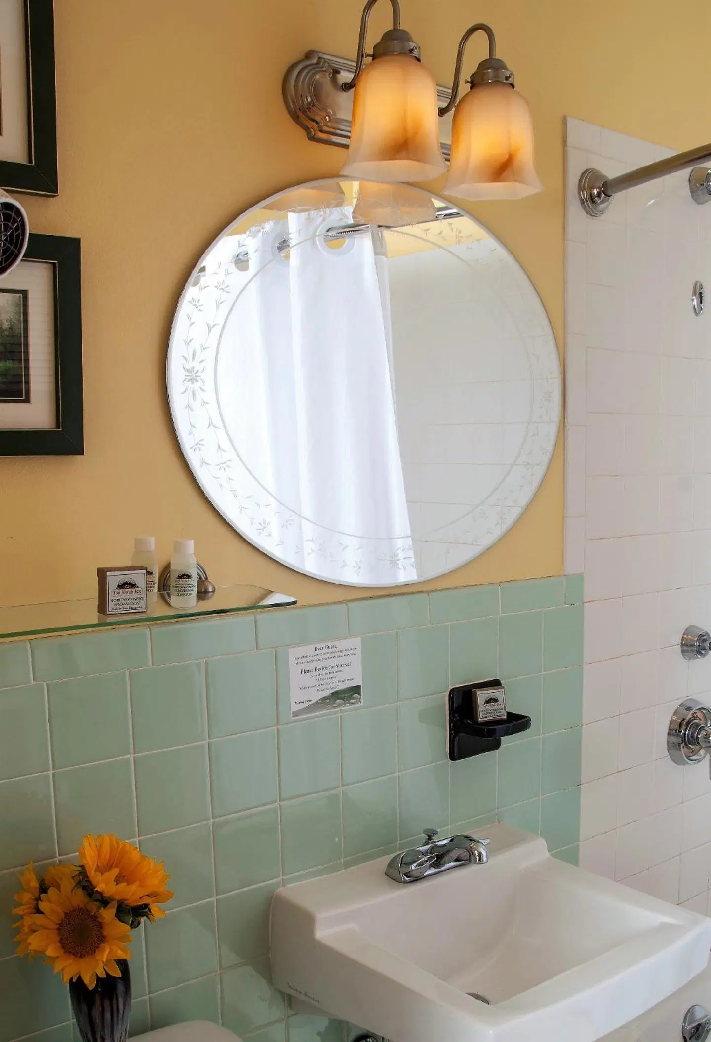 Top Notch Inn Badezimmer